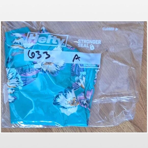 Carters Swim Rashguard Girls 3T Toddler Cropped Tropical Green Floral Top - Picture 10 of 10